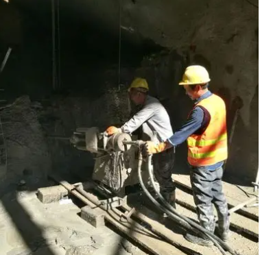 黄埔水下抗分散灌浆料特点 水下不分散注浆料介绍