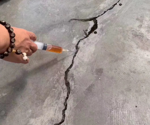 黄埔混凝土裂缝修补技术详解​